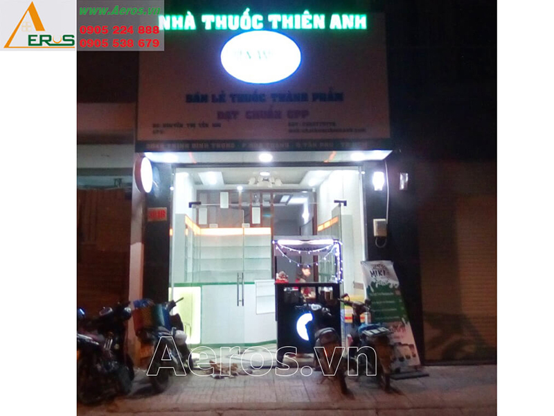 Hình ảnh Aeros thi công bảng hiệu quảng cáo nhà thuốc tây Thiên Ân ở tại quận Tân Phú, TPHCM