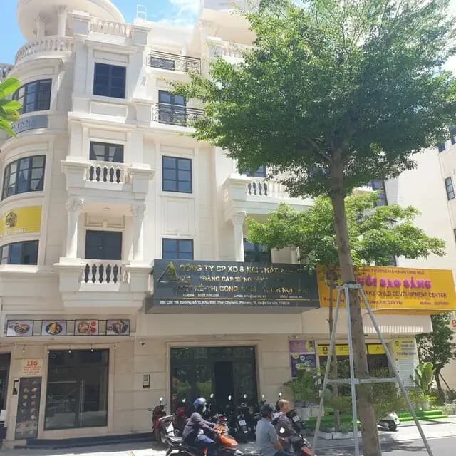 Hình ảnh danh mục Thiết Kế Văn Phòng. Khám phá các sản phẩm và dịch vụ trong danh mục Thiết Kế Văn Phòng. Chúng tôi cung cấp giải pháp chất lượng cao, đáp ứng mọi nhu cầu của khách hàng với dịch vụ chuyên nghiệp và tận tâm.