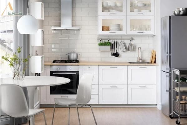 Hình ảnh dự án 10+ Mẫu Kệ Bếp Phòng Trọ Tiện Lợi Nhỏ Gọn Cho Không Gian Bếp Gọn Gàng. Căn bếp phòng trọ là nơi có không gian nhỏ, do đó bạn cần sắp xếp kệ bếp hợp lý. Cùng AEROS tham khảo ngay những mẫu kệ bếp phòng trọ tiện lợi trong bài viết sau nhé!