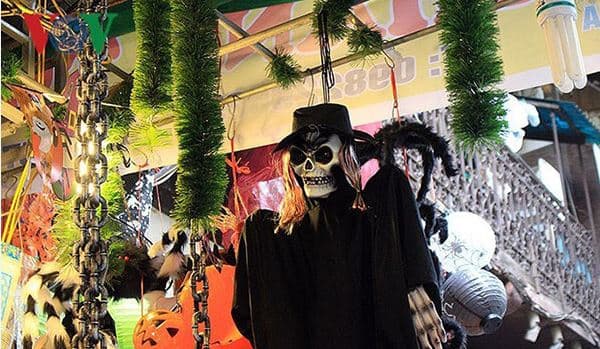 Hình ảnh dự án 11 ý tưởng trang trí halloween cho cửa hàng độc đáo nhất 2019. Khám phá chi tiết về dự án 11 ý tưởng trang trí halloween cho cửa hàng độc đáo nhất 2019 được thực hiện bởi đội ngũ chuyên gia giàu kinh nghiệm. Dự án này thể hiện sự chuyên nghiệp và chất lượng trong từng công đoạn thực hiện.