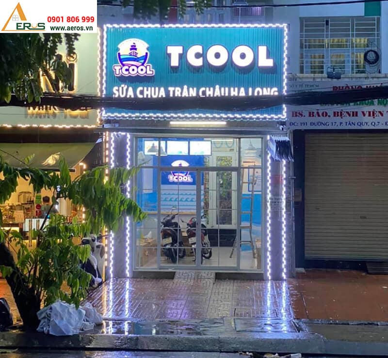 Dự án Thiết kế nội thất quán sữa chua trân châu Tcool tại quận 7, TP.HCM Hình ảnh dự án Thiết kế nội thất quán sữa chua trân châu Tcool tại quận 7, TP.HCM. Khám phá chi tiết về dự án Thiết kế nội thất quán sữa chua trân châu Tcool tại quận 7, TP.HCM được thực hiện bởi đội ngũ chuyên gia giàu kinh nghiệm. Dự án này thể hiện sự chuyên nghiệp và chất lượng trong từng công đoạn thực hiện.